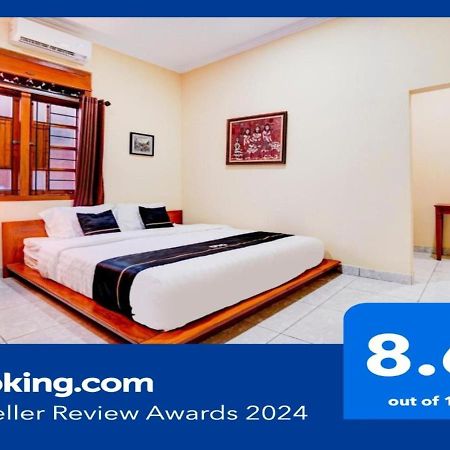 Super Oyo Collection O 90265 Cempoko Mulyo Homestay Syariah Tugu المظهر الخارجي الصورة
